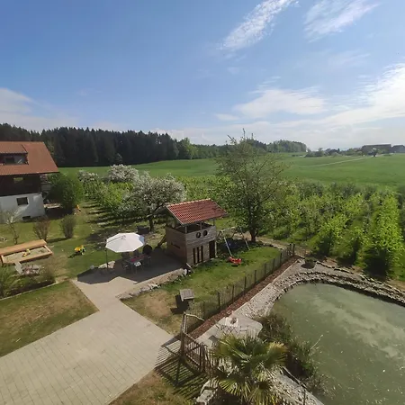 Apartment Auf Dem Haldershof Erdgeschoss Wangen im Allgäu